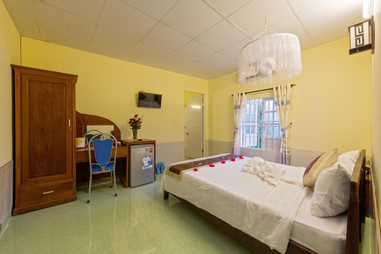Bougain Villeas Homestay Хой Ан Екстериор снимка