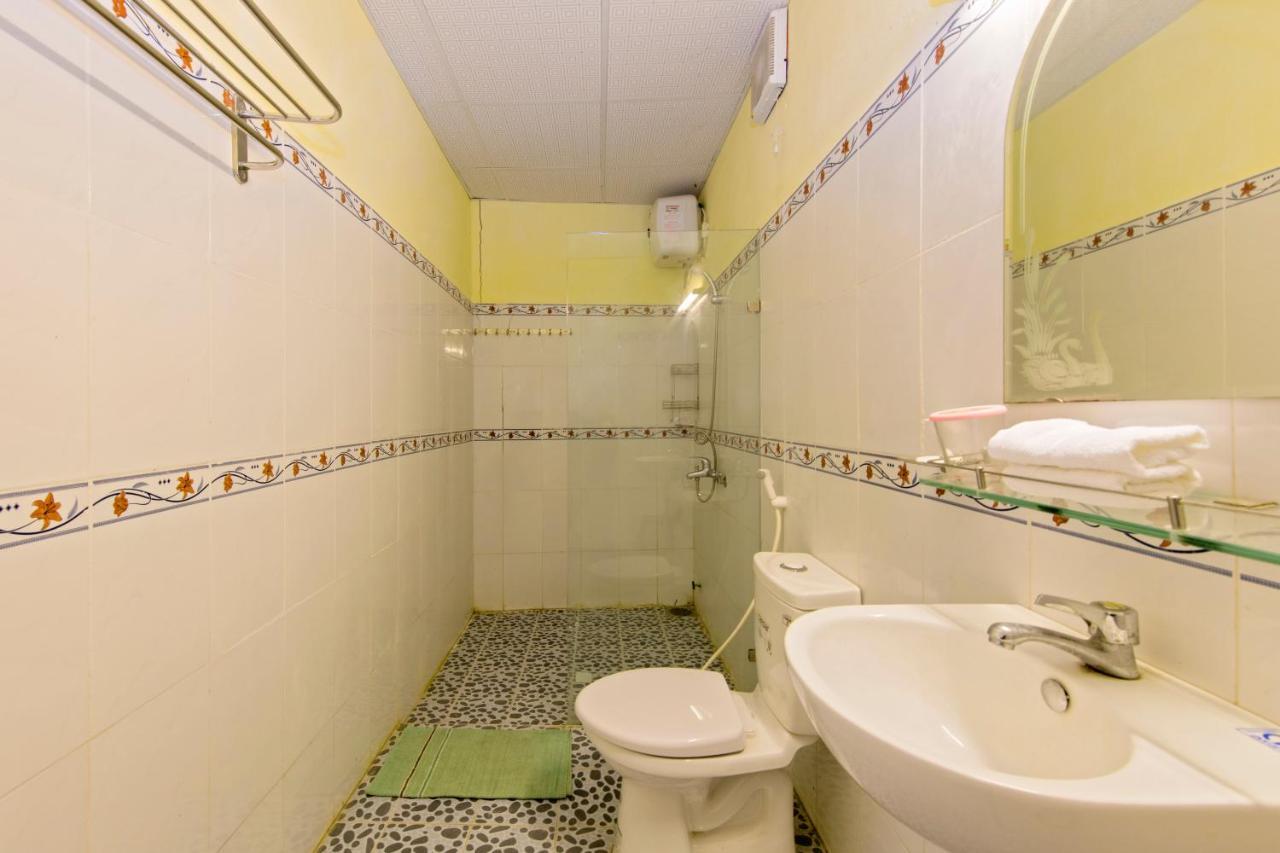 Bougain Villeas Homestay Хой Ан Екстериор снимка