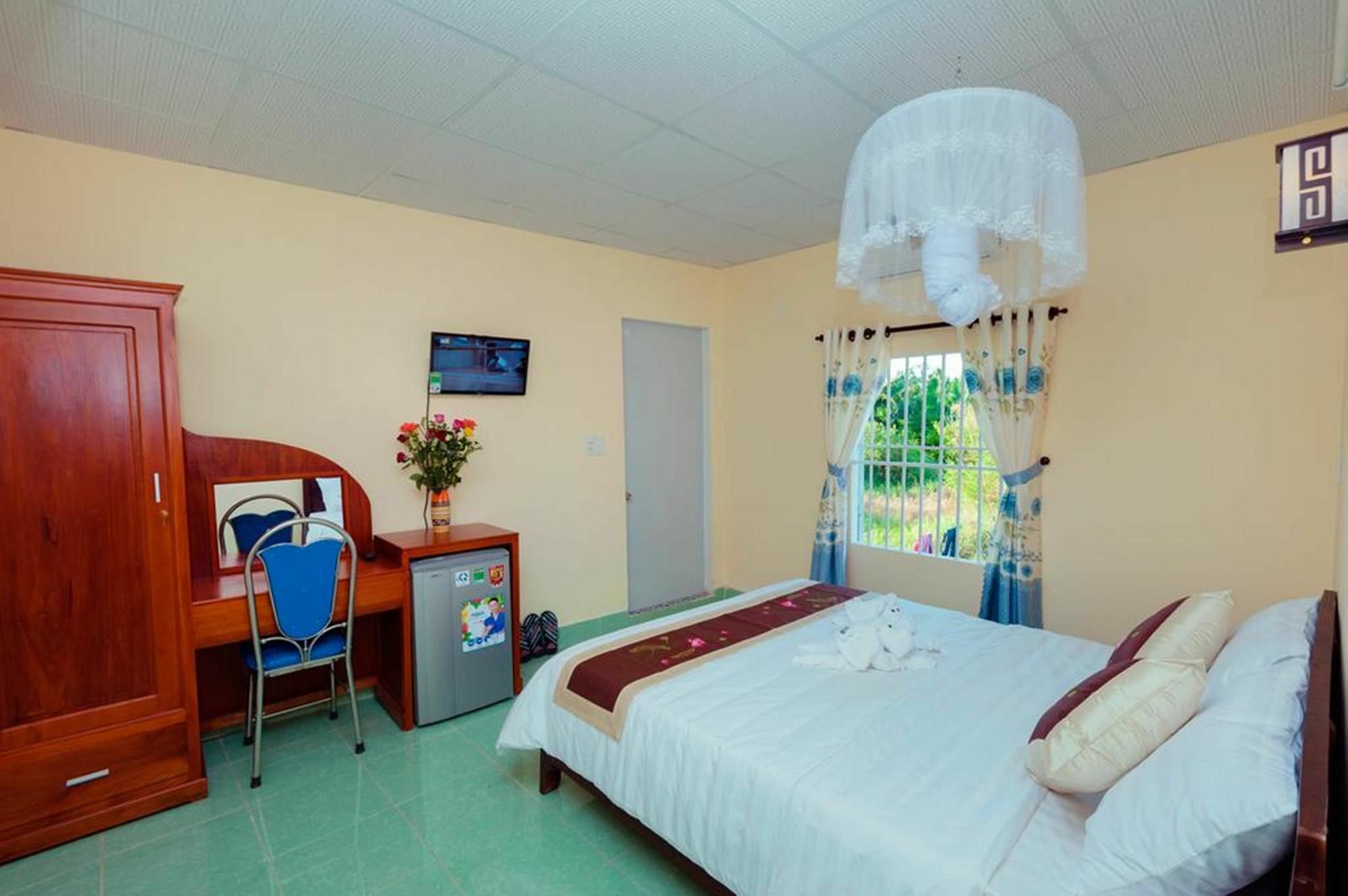 Bougain Villeas Homestay Хой Ан Екстериор снимка